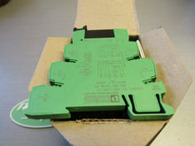 Load image into Gallery viewer, Box of 10 Phoenix Contact PLC-OSC-24DC/24DC/2 Solid State Relay 2966634
