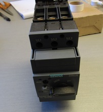 Load image into Gallery viewer, Siemens 3RV2031-4VA10 Circuit Breaker 35-45A Motor Overload
