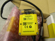 Load image into Gallery viewer, Cognex DM60X Barcode Reader Sensor DMR-60X-CQHMLNB-2 828CQ-10562-1R
