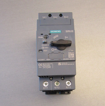 Load image into Gallery viewer, Siemens 3RV2031-4UA10 Circuit Breaker 32-40A Motor Overload
