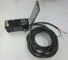 Load image into Gallery viewer, Keyence CMOS laser sensor amplifier GV-22P
