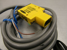 Load image into Gallery viewer, Banner SM321D photoelectric sensor head
