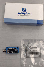 Load image into Gallery viewer, Wenglor LK89PA7 Retro Reflex Sensor
