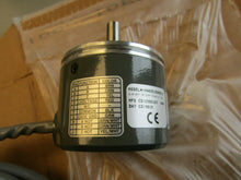 Load image into Gallery viewer, Dynapar HA62515006614 3/8&quot; Shaft 7P Differential 5-26V Optical Encoder

