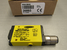 Load image into Gallery viewer, Banner SM2A312WQD Photoelectric Sensor 26893
