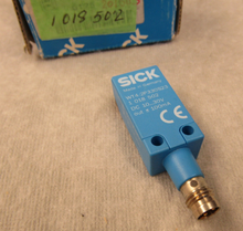 Load image into Gallery viewer, Sick WT4-2P330S23 Photoelectric Sensor 1018502
