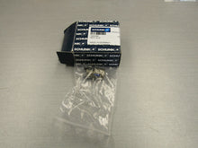 Load image into Gallery viewer, Schunk MPZ 16 IS 340482 Centric Gripper
