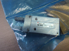 Load image into Gallery viewer, SMC MHZ2-6D pneumatic parallel gripper air cylinder
