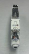 Load image into Gallery viewer, SMC ARBQ4000-00-A-1 VQ4000 SOL 4/5-PORT VALVE
