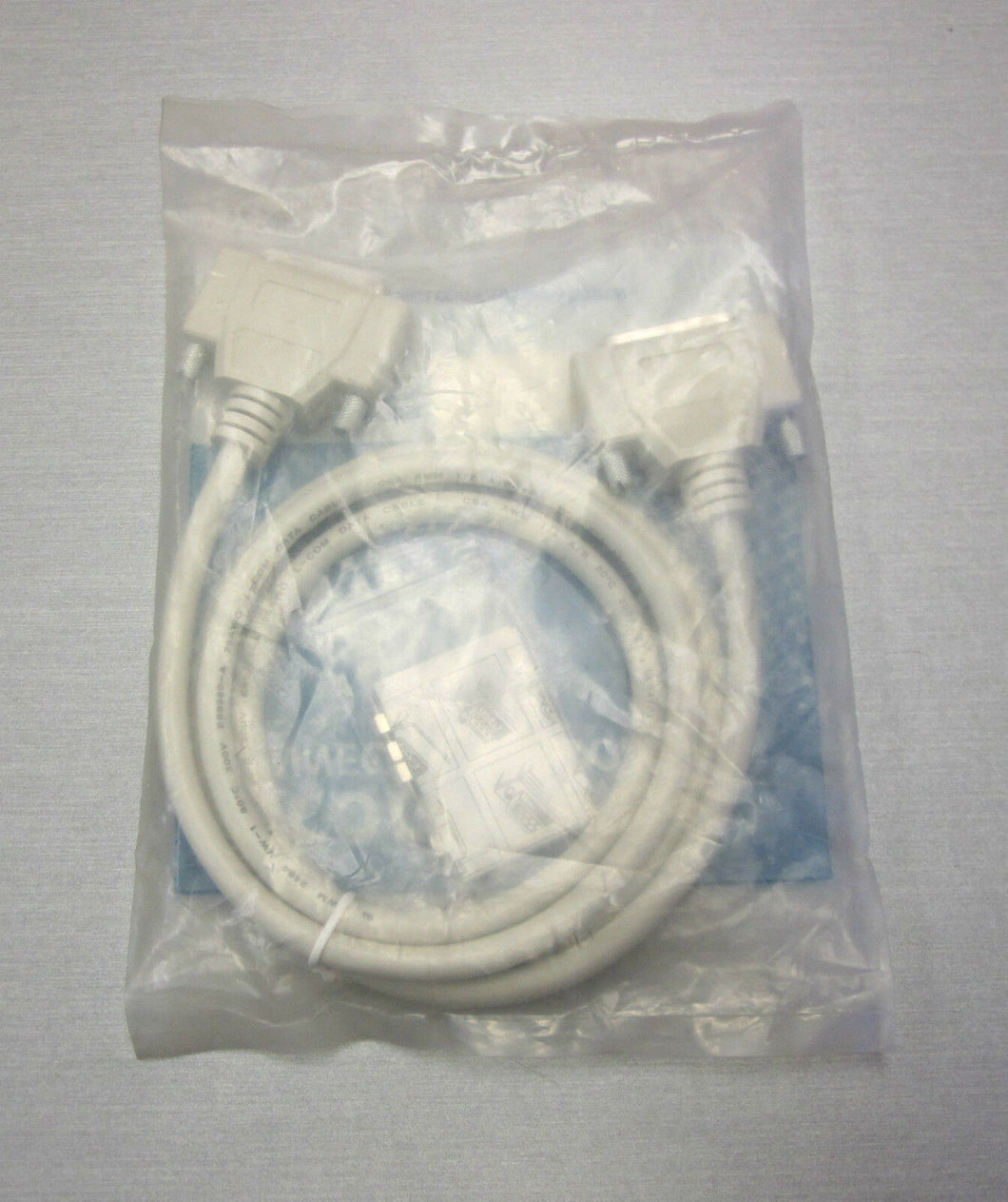 L-COM CRMN25FF-5 Reversible Hardware Molded D-Sub Cable, DB25 Female/Female, 5'