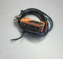 Load image into Gallery viewer, IFM EFECTOR OB5020 OBF-FNKG fiber optic sensor amplifier
