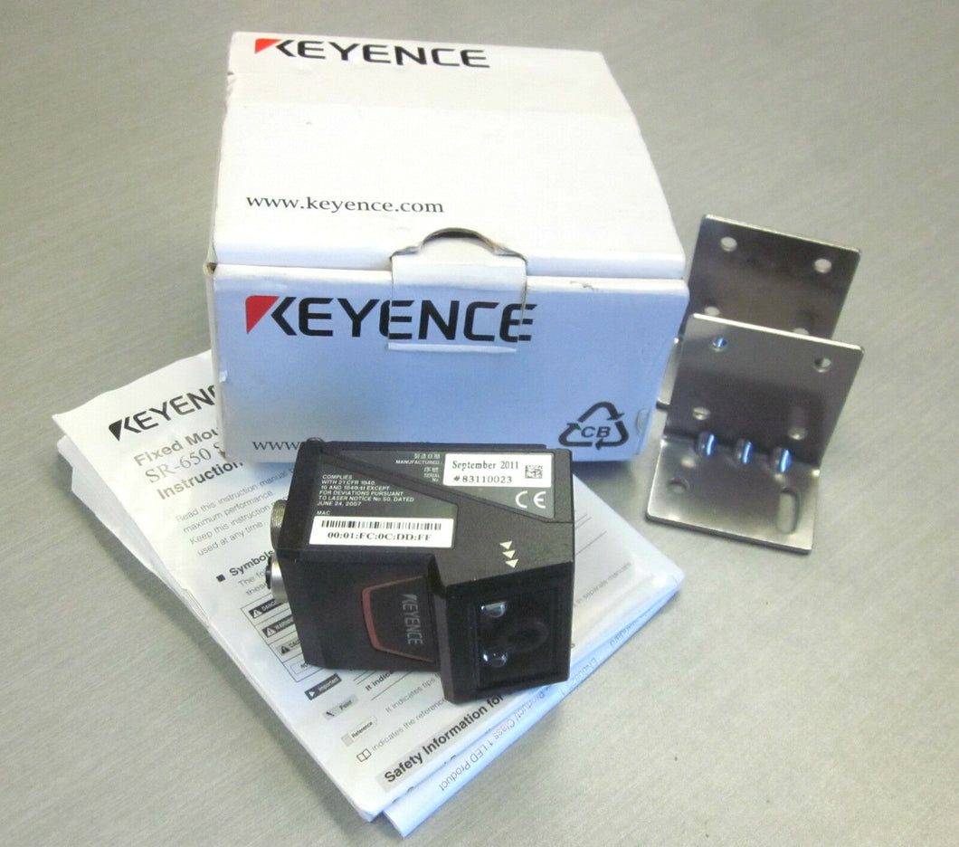 Keyence SR-652 Ethernet-compatible Small 2D Code Reader, Long-distance Type