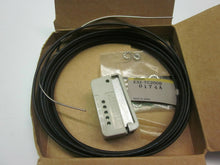 Load image into Gallery viewer, Omron E32-TC200B fiber optic sensor head
