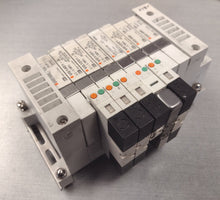 Load image into Gallery viewer, SMC Pneumatic Valve bank VQ1401,VQ1101,VQ1201B,VQ1201,VVQ1000-10A
