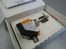 Load image into Gallery viewer, IFM SI1011 SID10ADBFNKG/US-100-INF Efector 300 Flow Sensor SI1O11
