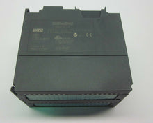 Load image into Gallery viewer, SIEMENS Simatic S7 6ES7 322-1FL00-0AA0 120V/230VAC 1A Digital Output Module
