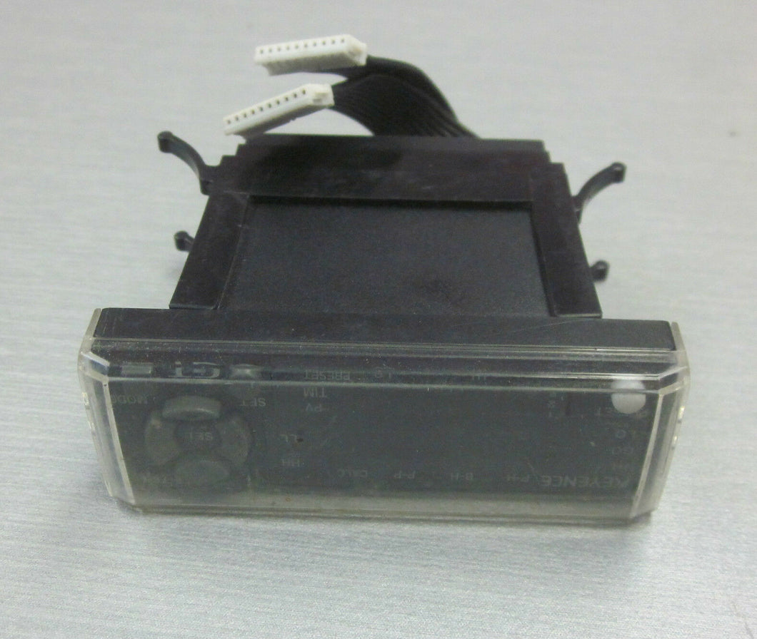Keyence GT2-76N contact sensor amplifier unit panel mount
