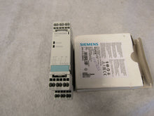 Load image into Gallery viewer, Siemens 3RN1010-2BB00 Sirius Relay module 24V AC DC
