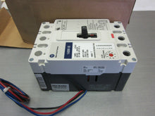 Load image into Gallery viewer, Allen Bradley 140M-I8P-B70-CX circuit breaker 7A with auxillary
