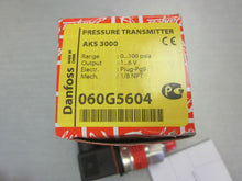 Load image into Gallery viewer, Danfoss AKS 3000 060G5604 pressure transmitter 0-100 psia 1-6V

