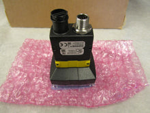 Load image into Gallery viewer, Cognex IS2000-LAB Machine Vision Sensor Kit 840-10200-1R IS2000M
