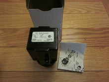 Load image into Gallery viewer, Siemens 52px4g2 pilot light transformer type 120 VAC Red
