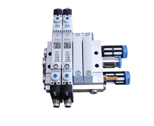 Festo VUVG-B10-B52-ZT-F-1P3 Pneumatic Valve Bank VTUG 572230