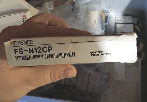 Keyence FS-N12CP Fiberopitc Sensor Amplifier