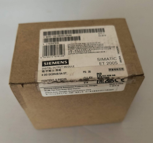 Box of 5 Simens 6ES7 132-4BD02-0AA0 Output Modules